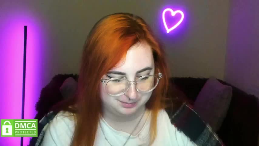 Aliciaredluv Adult Chat December 6, 2025