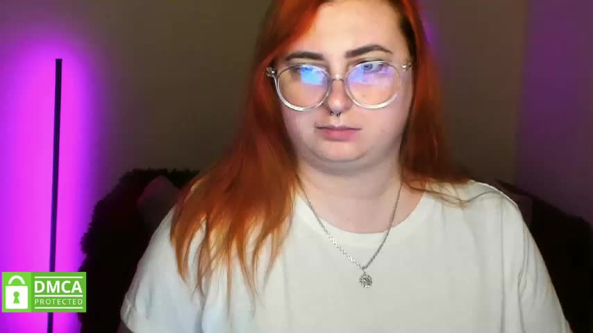 Aliciaredluv Adult Chat December 6, 2025