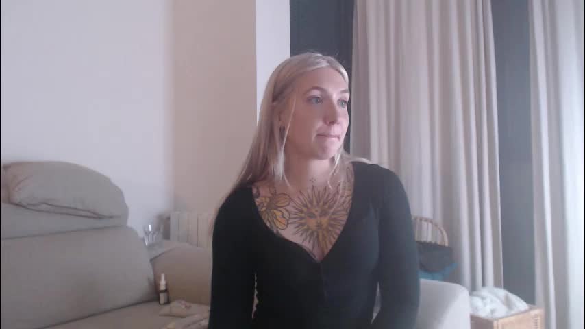 tattoobbgirl Adult Chat December 6, 2025