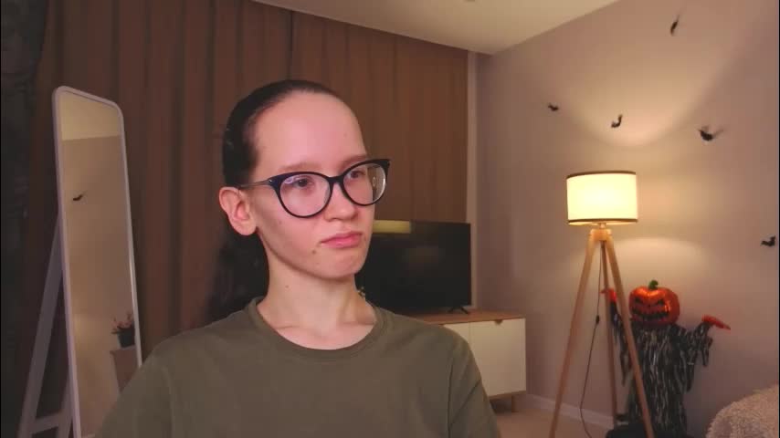 lynettebails Adult Chat December 6, 2025