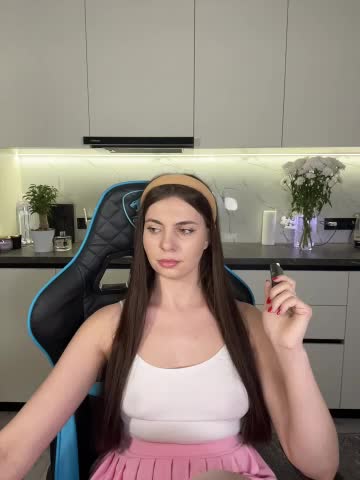 CurlyLara Adult Chat December 6, 2025