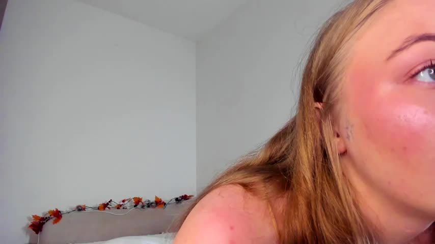 MiaMews Adult Chat December 6, 2025