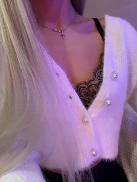 PauLiiine Adult Chat December 6, 2025