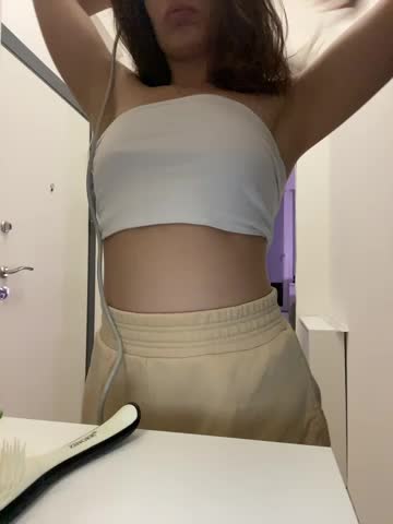 girlsz_ Adult Chat December 6, 2025