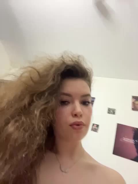 YourLadyyy Adult Chat December 6, 2025