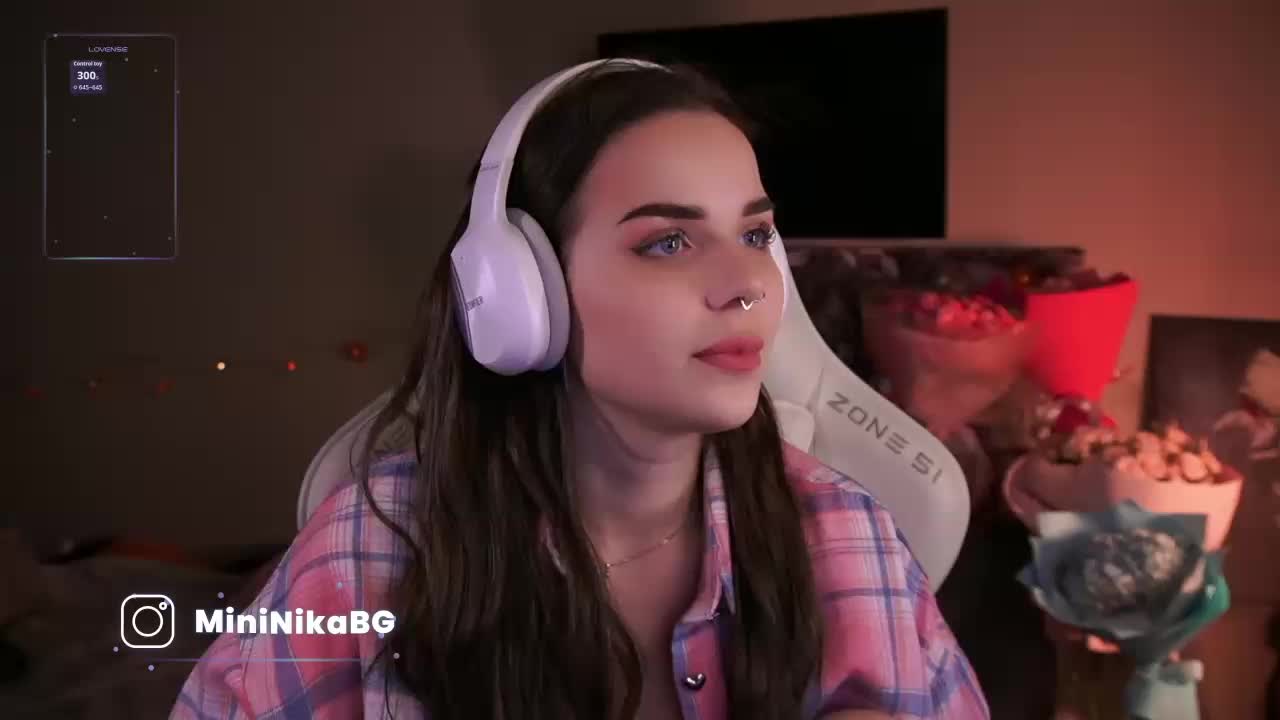 MiniNika Adult Chat December 6, 2025