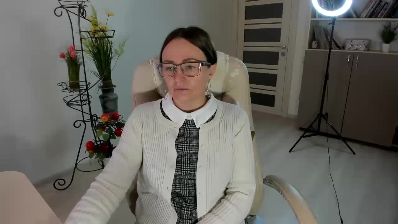 -Michelle- Adult Chat December 6, 2025