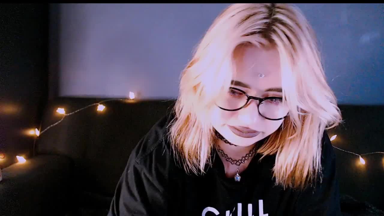 mymoonstar Adult Chat December 6, 2025