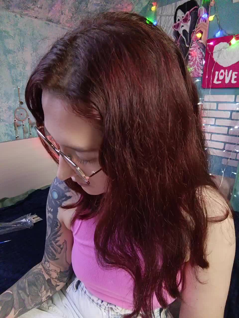 Mari_Gold Adult Chat December 6, 2025