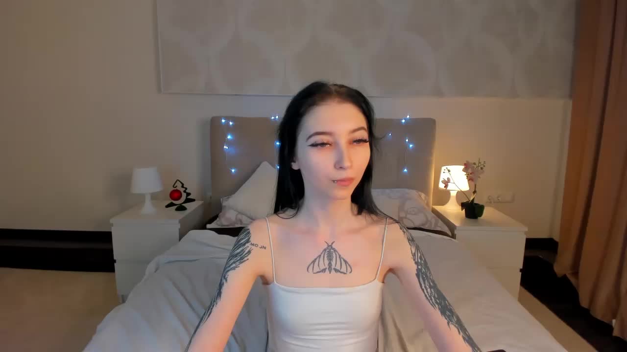 Ellen-Hops Adult Chat December 6, 2025