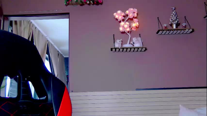 karoline121 Adult Chat December 6, 2025