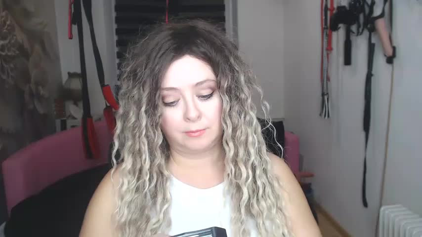 MISSwithDOLLS Adult Chat December 7, 2025