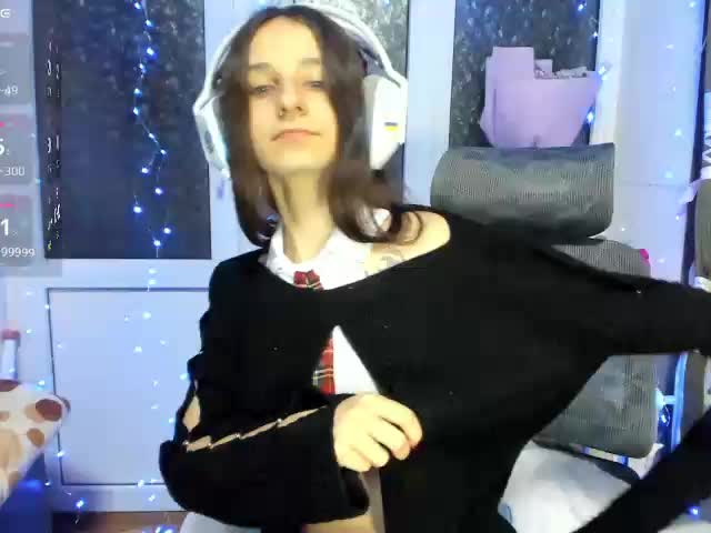 KikNika_2025-12-06_21-03-19_887 Adult Chat December 7, 2025