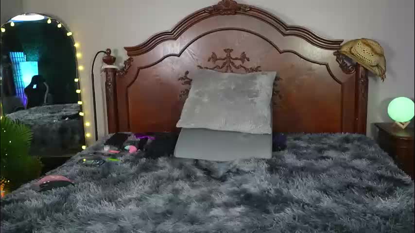 oh_lovely_girl Adult Chat December 7, 2025