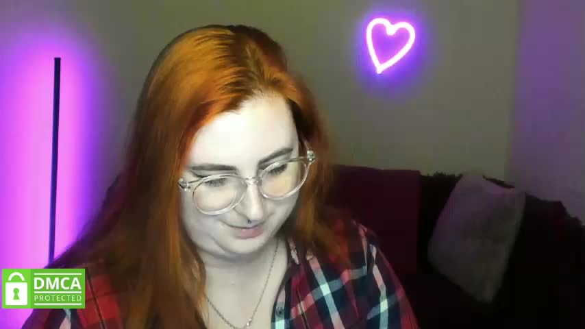Aliciaredluv Adult Chat December 7, 2025