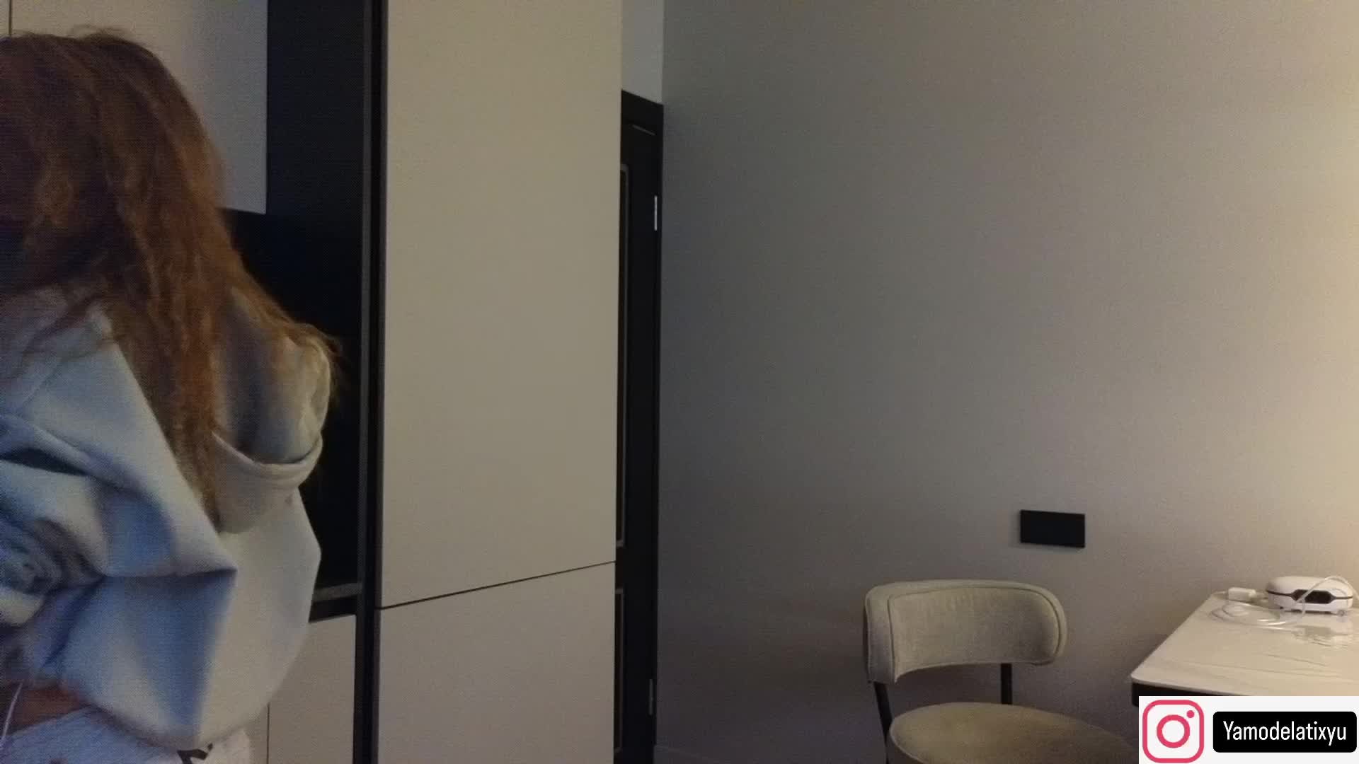 diffgirls1-1 Adult Chat December 7, 2025