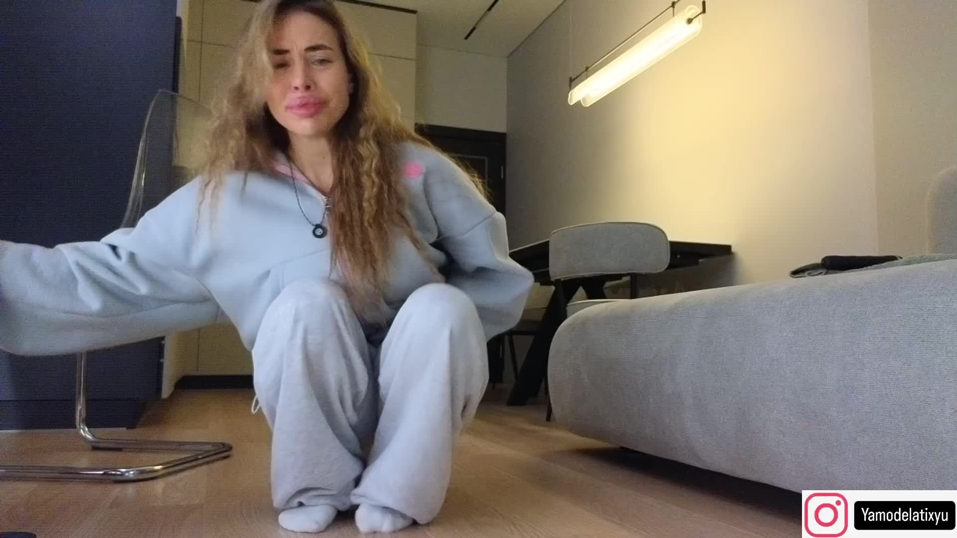 diffgirls1-1 Adult Chat December 7, 2025