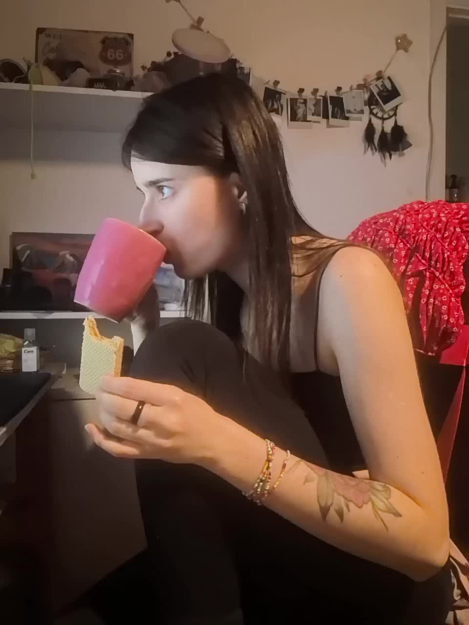 bonniewoods23 Adult Chat December 7, 2025