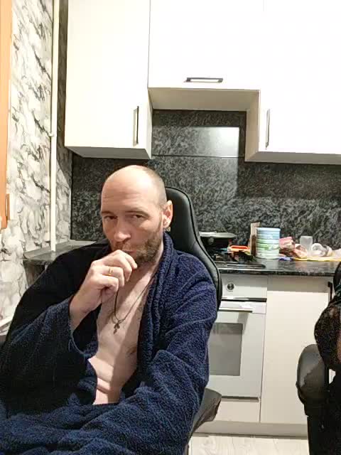 Innokentiy449 Adult Chat December 7, 2025