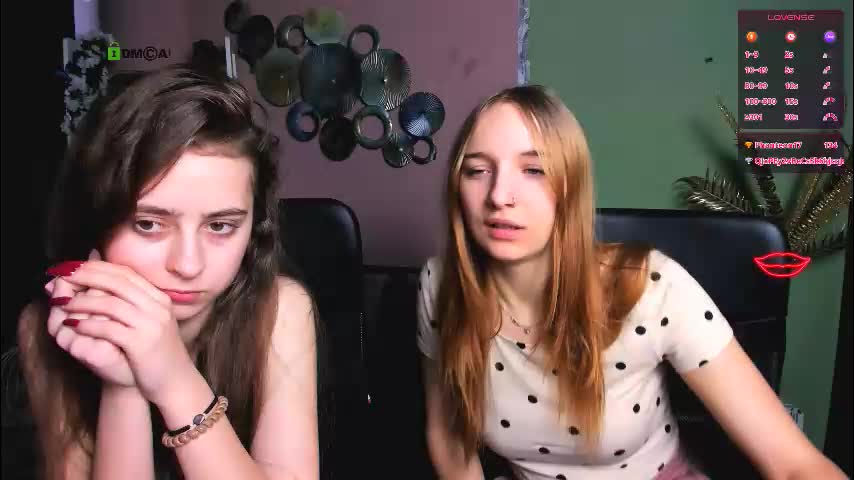 rebecca_smile_ Adult Chat December 7, 2025