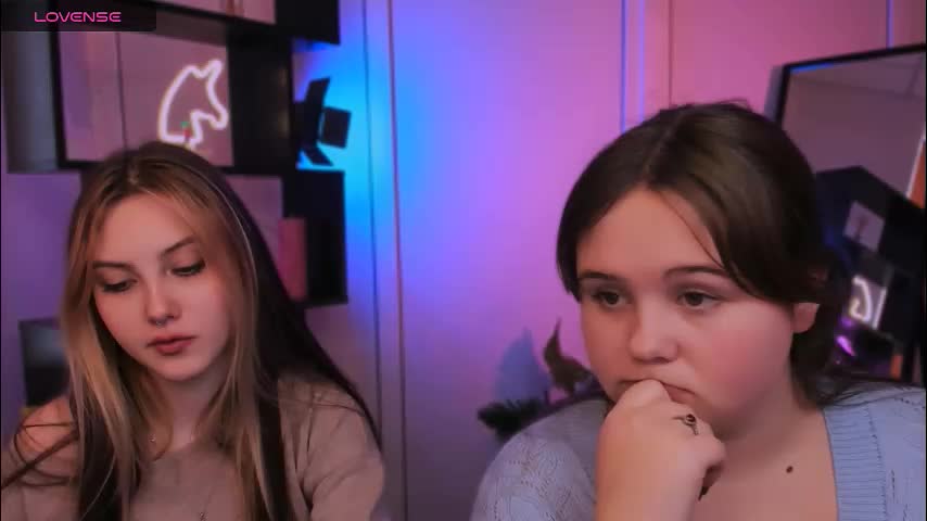 luna_tin Adult Chat December 7, 2025