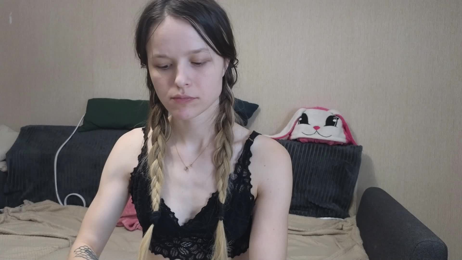 mali- Adult Chat December 7, 2025