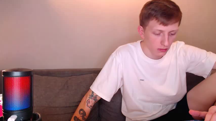 juliaanddima Adult Chat December 7, 2025