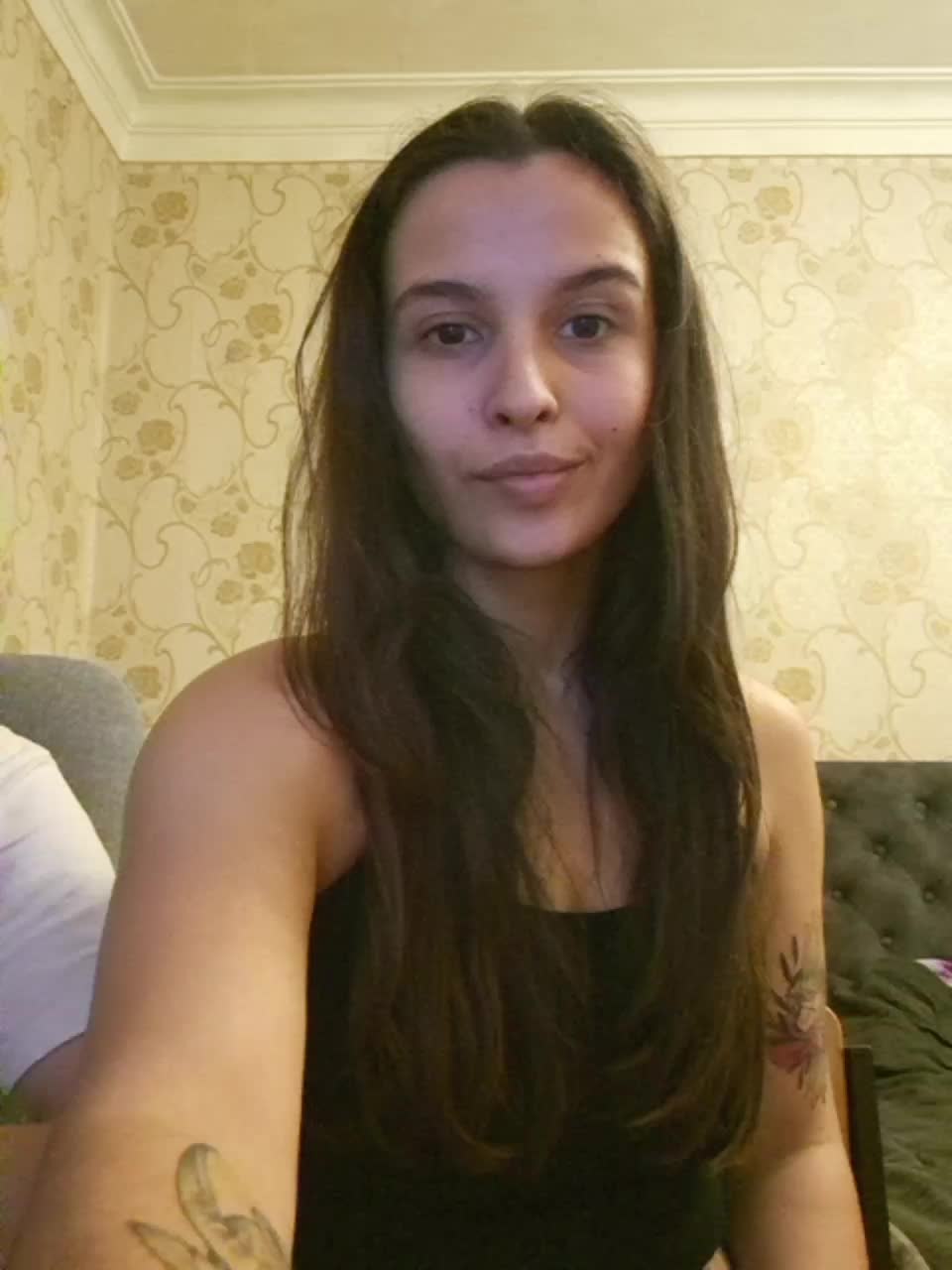 Love_Crew Adult Chat December 7, 2025