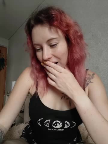 Frost_foxy Adult Chat December 7, 2025