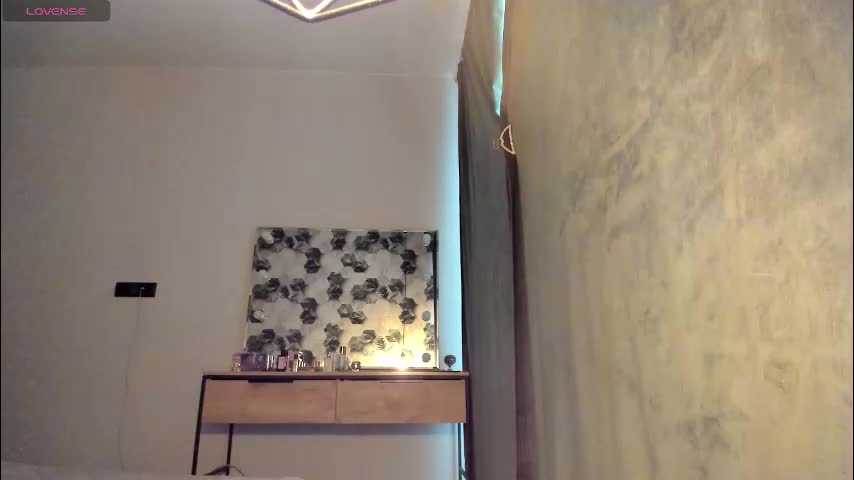 selena_rase Adult Chat December 7, 2025