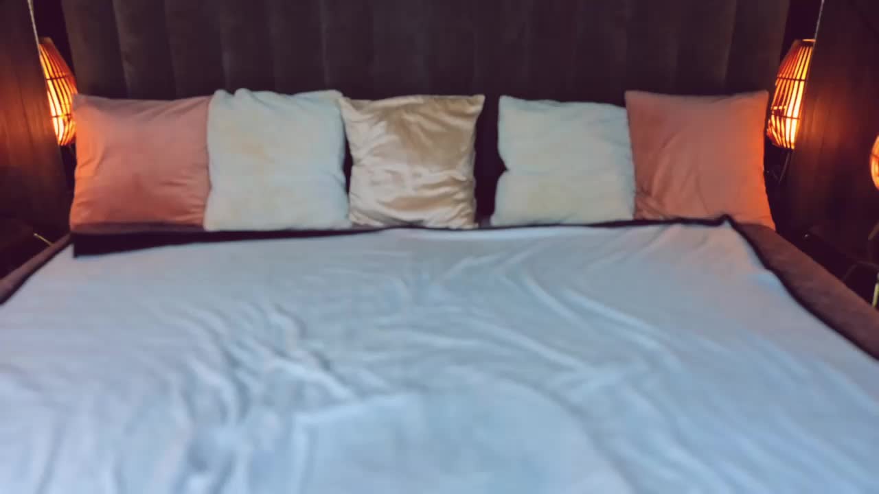 BettyDark Adult Chat December 7, 2025