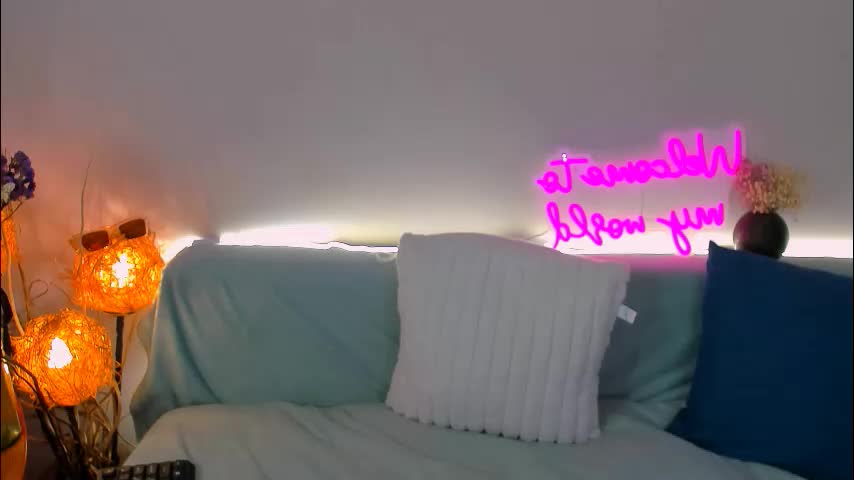 lucia_lucky Adult Chat December 7, 2025