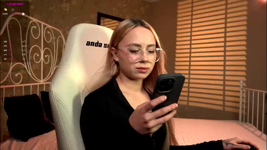 stayin_alive_ Adult Chat December 7, 2025