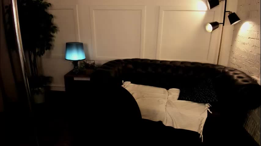 black_pant3r Adult Chat December 7, 2025