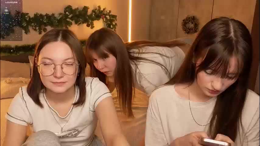 _reverse_gang_ Adult Chat December 7, 2025