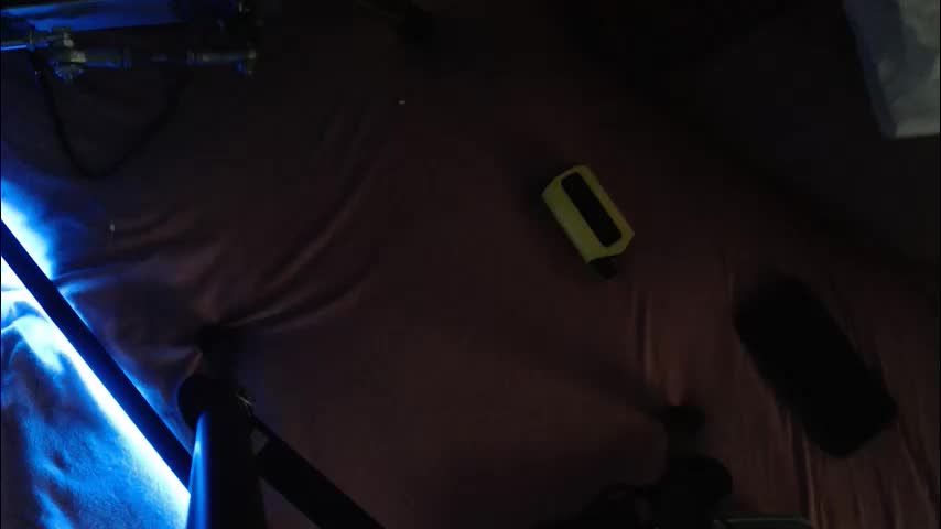 latex2003 Adult Chat December 7, 2025