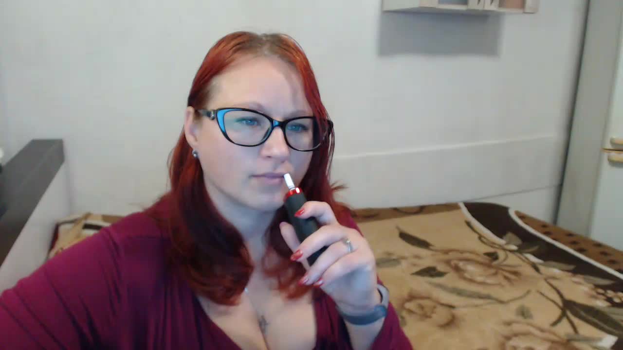 Lilia4joy Adult Chat December 7, 2025