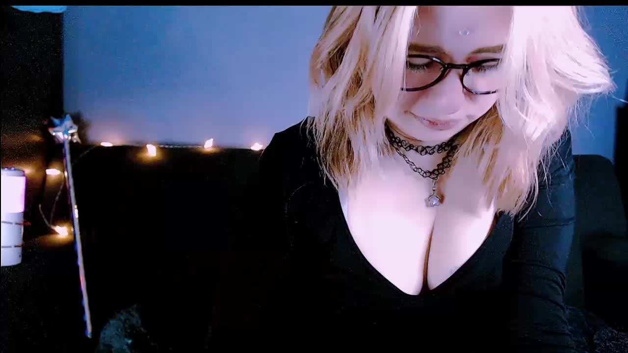 mymoonstar Adult Chat December 8, 2025