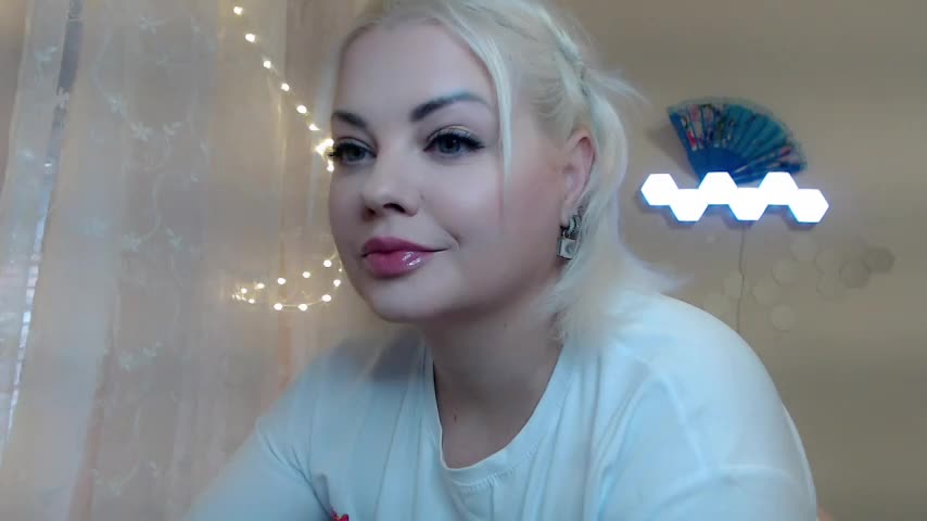 JewellKiss7 Adult Chat December 8, 2025