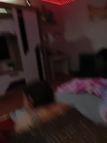 Niki233221 Adult Chat December 8, 2025