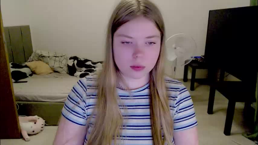 kitten_jenny01 Adult Chat December 8, 2025