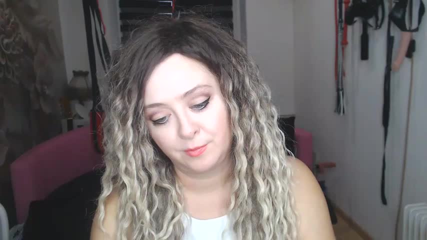 MISSwithDOLLS Adult Chat December 7, 2025