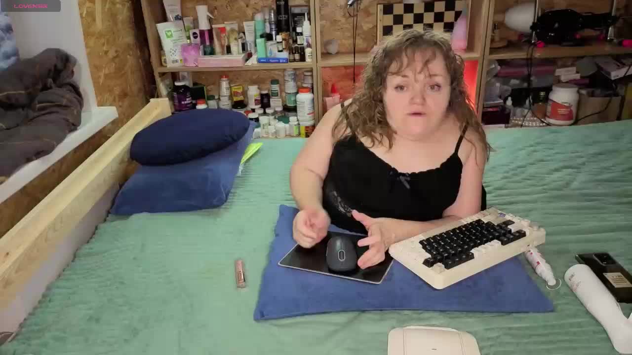 MiniNatali Adult Chat December 7, 2025