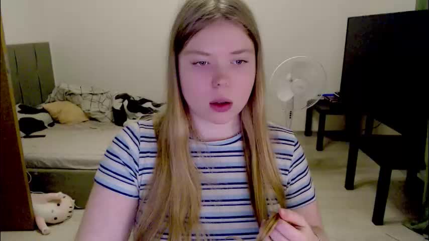 kitten_jenny01 Adult Chat December 8, 2025