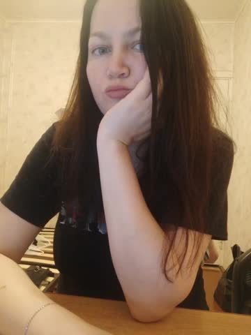 -VeryVery- Adult Chat December 8, 2025