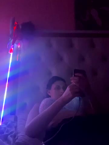 Flossy_Vettie Adult Chat December 8, 2025