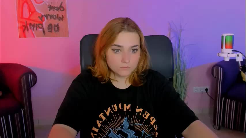 casey_meow_ Adult Chat December 8, 2025