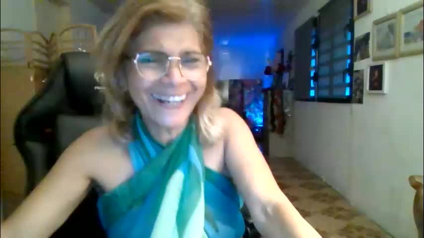 francelune Adult Chat December 8, 2025