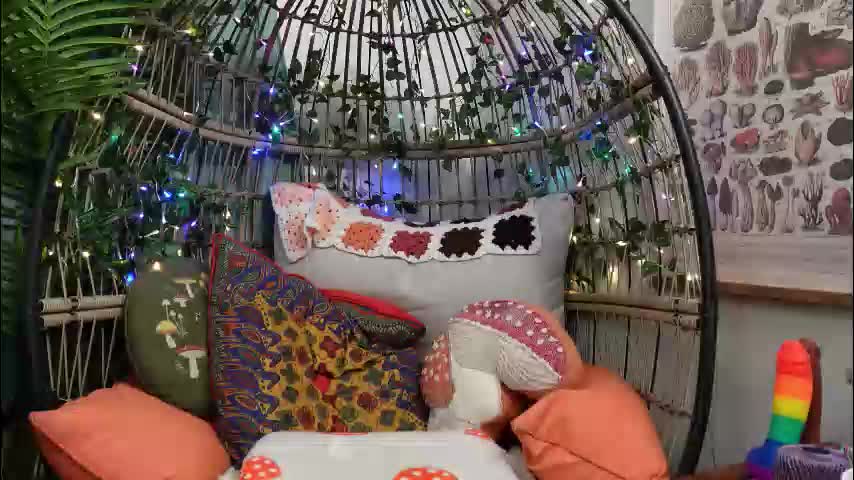 bendingofwillow Adult Chat December 8, 2025