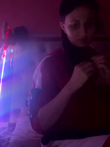 Flossy_Vettie Adult Chat December 8, 2025